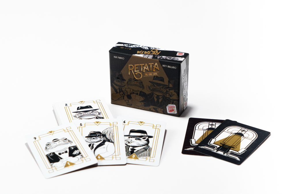Retata componentes caja y cartas